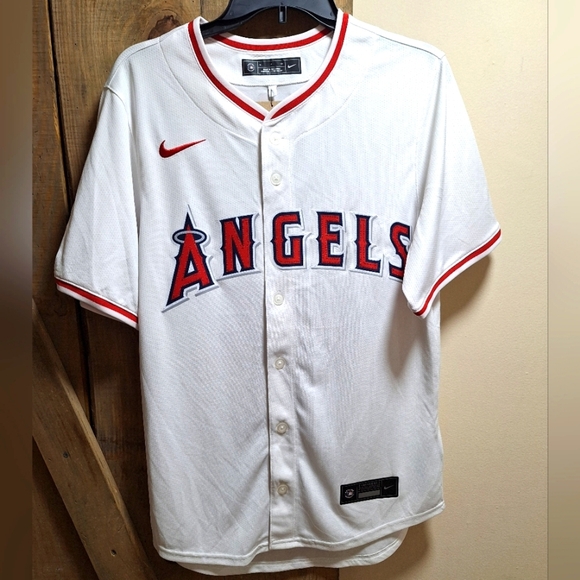 A Nike official MLB Los Angeles Angels blank jersey in a men's size XXLl. NWT